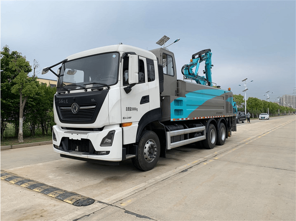 墻面清洗車-東風(fēng)天龍墻面清洗車廠家價(jià)格